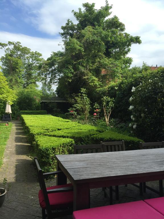 Bed And Breakfast De Oude Pastorie Sneek Exterior foto